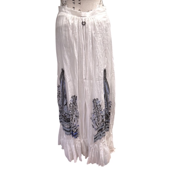 Save The Queen White Printed Maxi Skirt – Size S - Picture 2 of 9